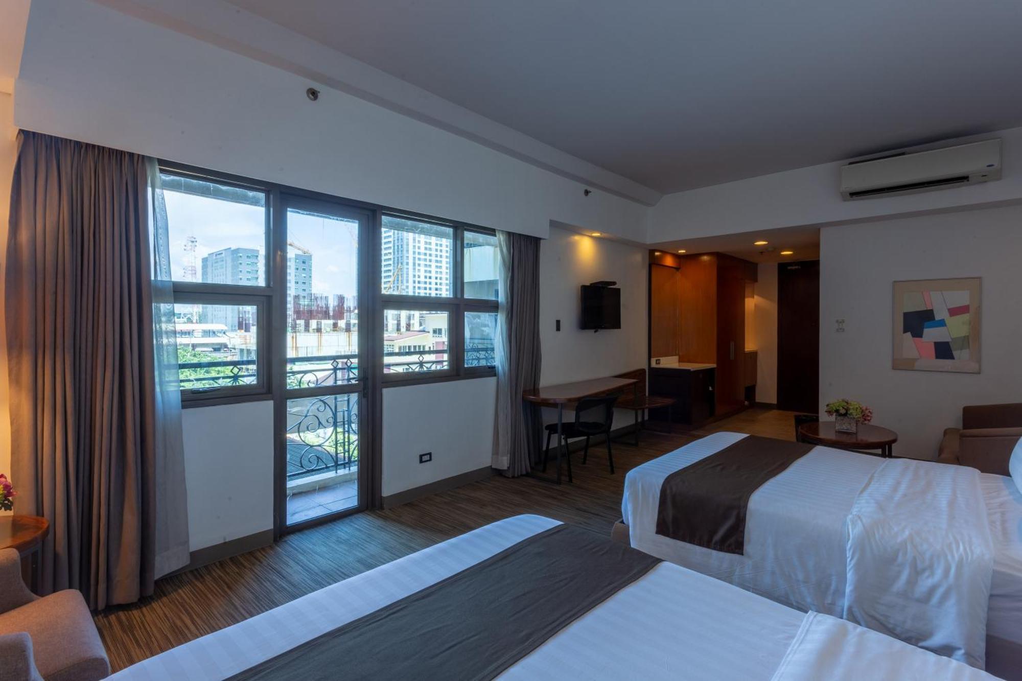 La Breza Hotel Кесон-Сити Экстерьер фото
